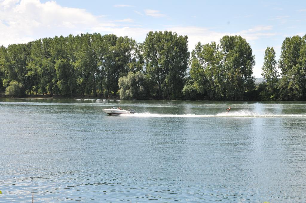 O2 Saone Ξενοδοχείο Reyrieux Εξωτερικό φωτογραφία
